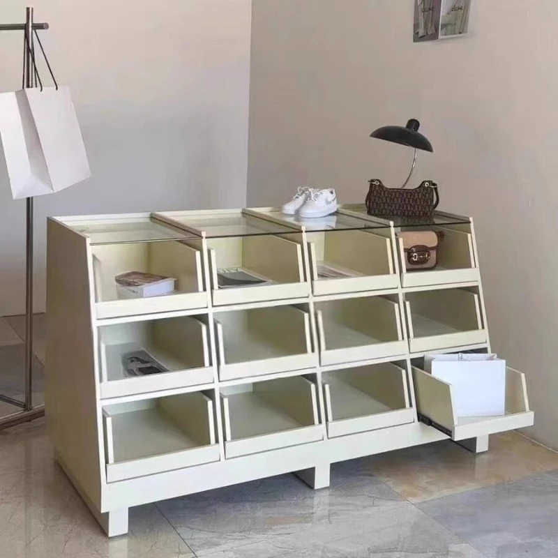 Furniture Hardware Store - Meuble de présentation en verre pour