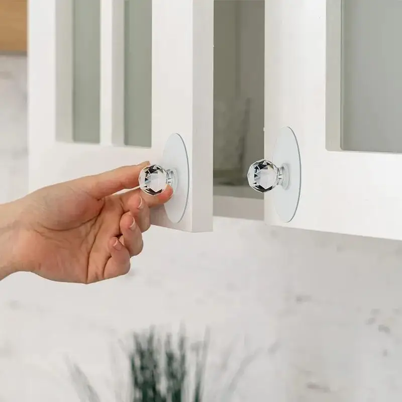 Furniture Hardware Knobs - Poignées et crochets de porte en